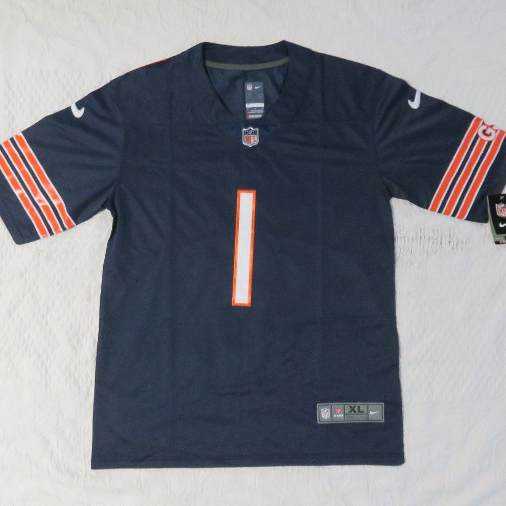 Brand New Chicago Bears Justin Fields Jersey size XL